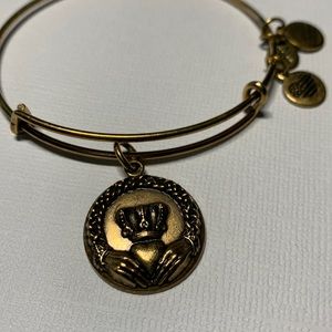 3/$15 Alex and Ani rafaelian gold tone Claddagh bracelet